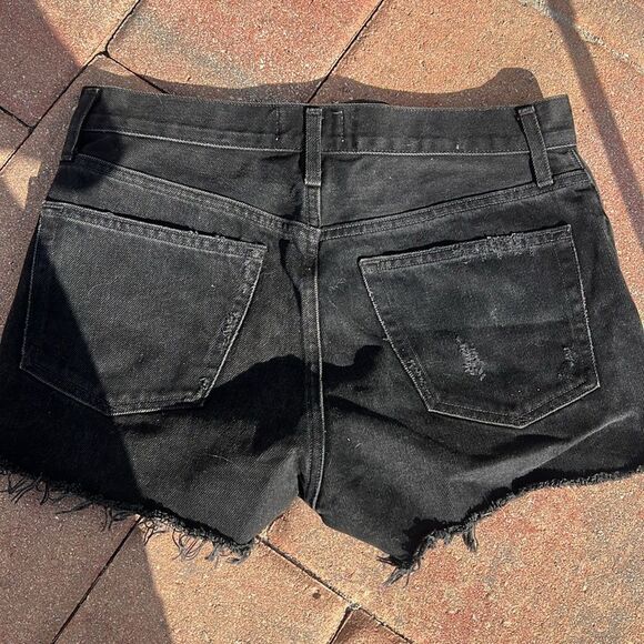 AGolde Black Shorts - Size 25 - NWOT - Never Worn - Jean Shorts - Buttons - Picture 3 of 4